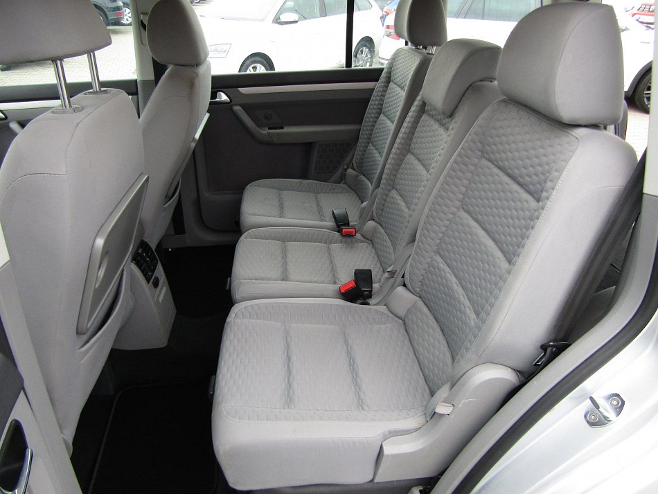 Volkswagen Touran 1.6i 