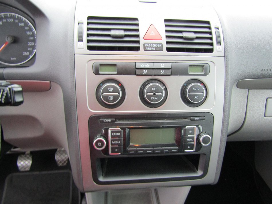 Volkswagen Touran 1.6i 