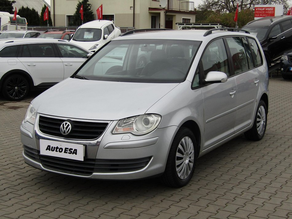 Volkswagen Touran 1.6i 
