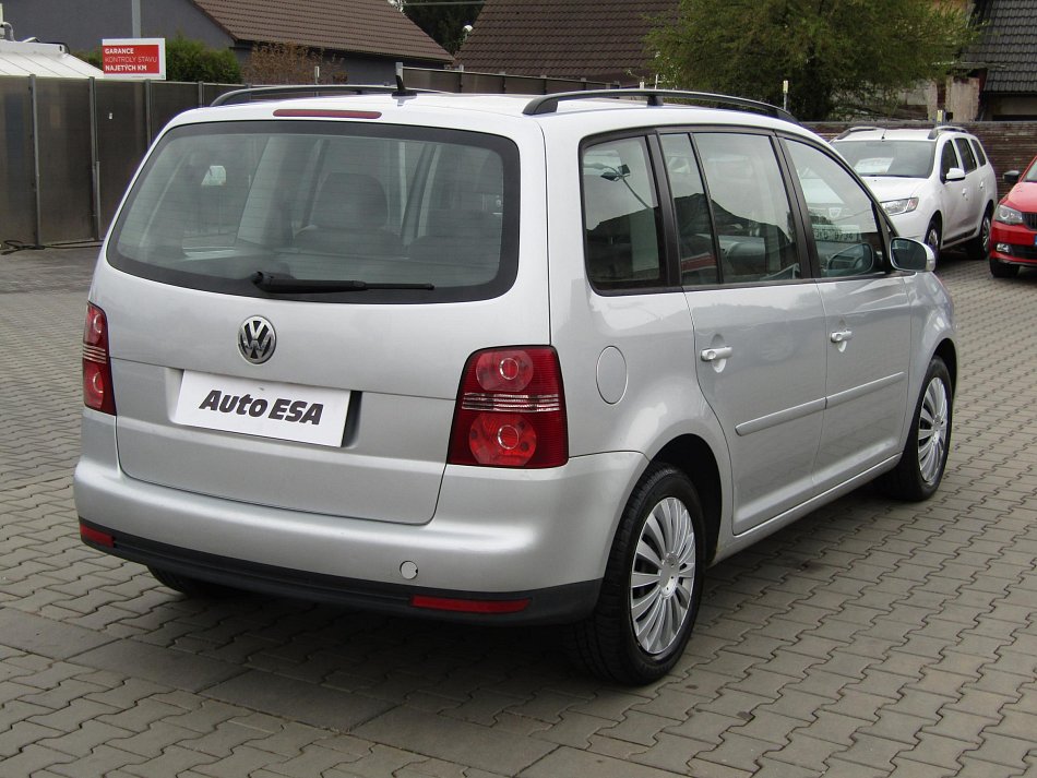 Volkswagen Touran 1.6i 