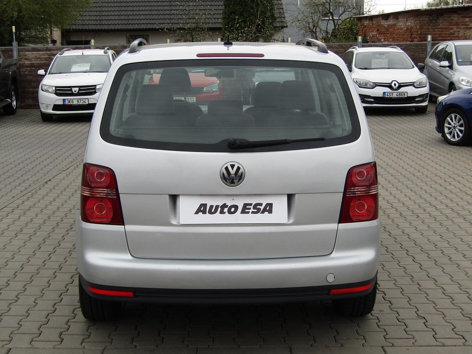 Volkswagen Touran 1.6i 