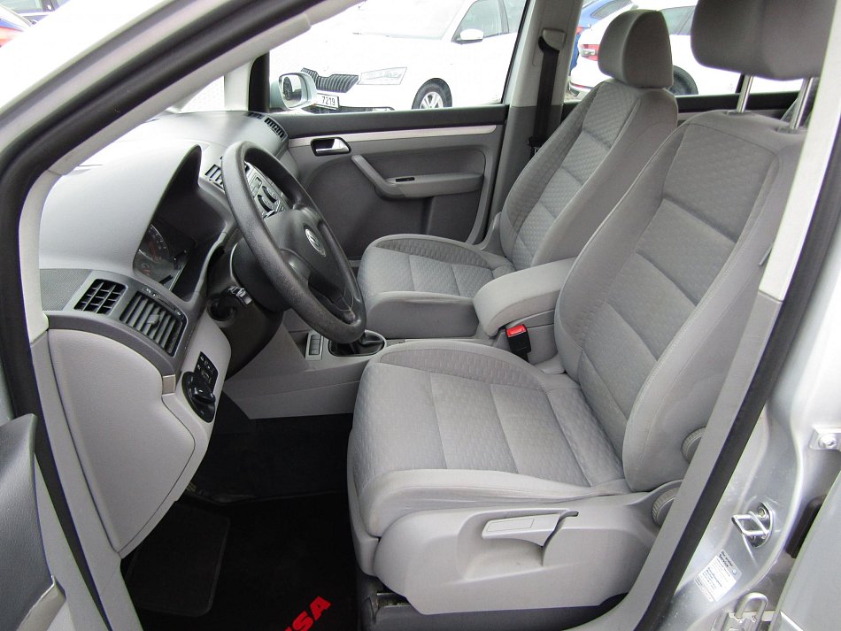 Volkswagen Touran 1.6i 