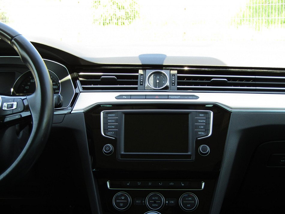 Volkswagen Passat 2.0TDi 