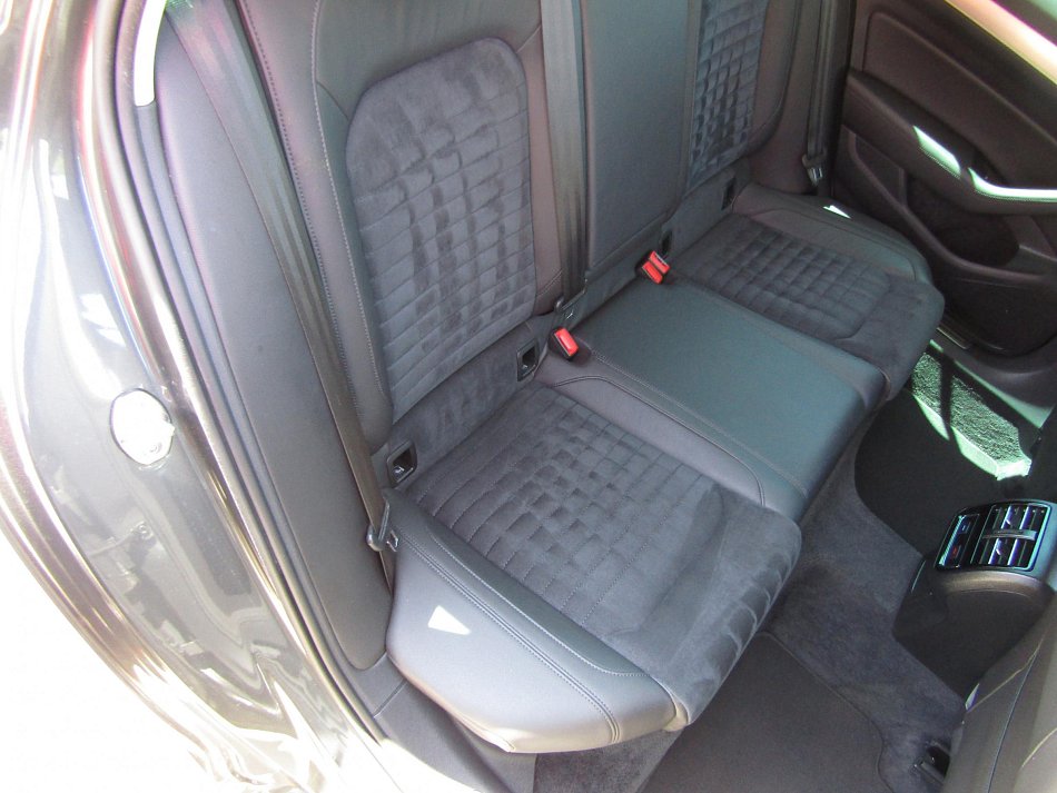 Volkswagen Passat 2.0TDi 