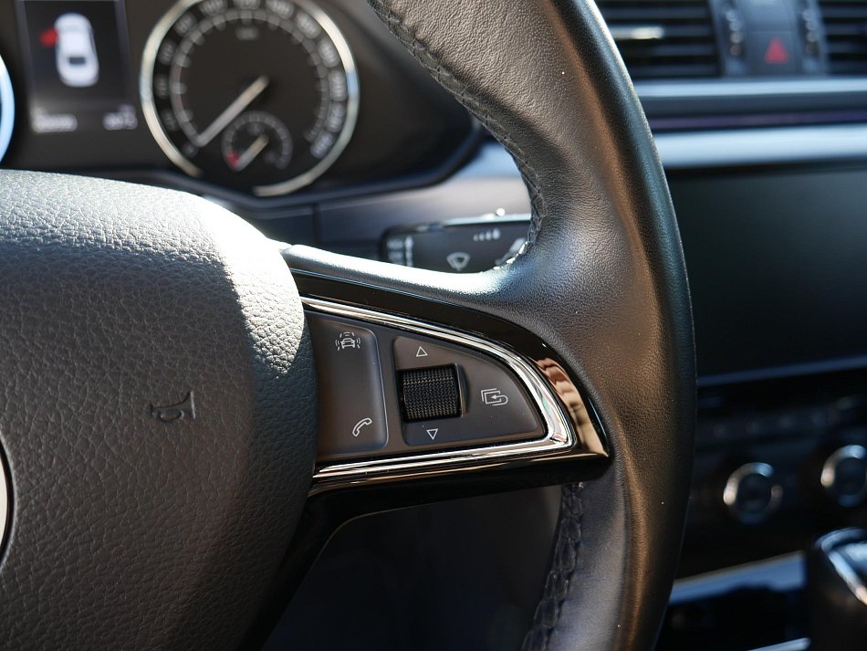 Škoda Superb III 2.0 TDi 