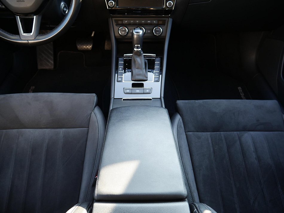 Škoda Superb III 2.0 TDi 