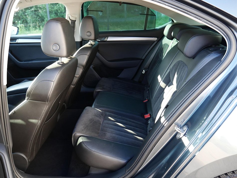 Škoda Superb III 2.0 TDi 