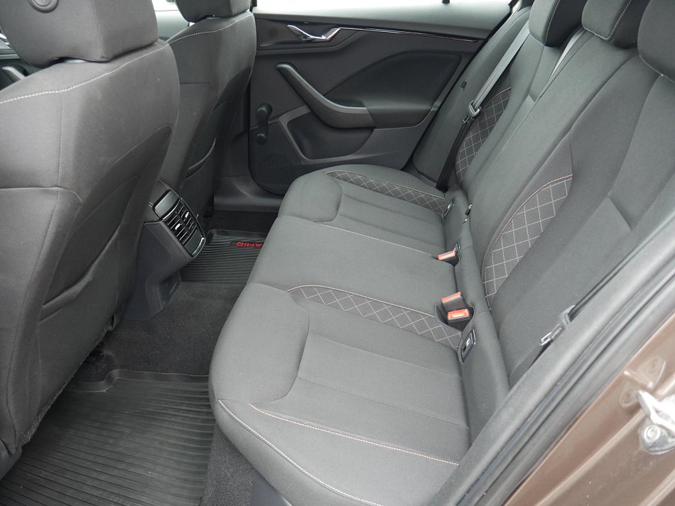 Škoda Kamiq 1.0 TSi Ambition