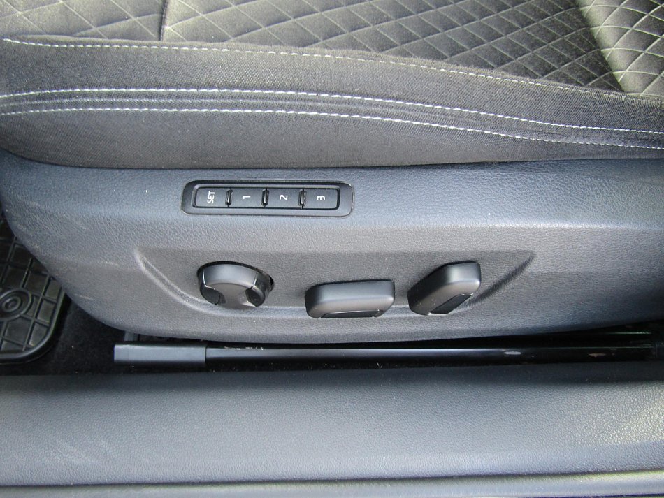 Škoda Superb III 2.0TDi 