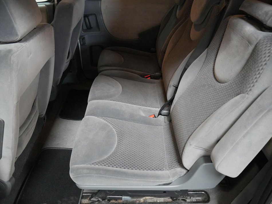 Peugeot Expert 2.0HDI  L2 8míst