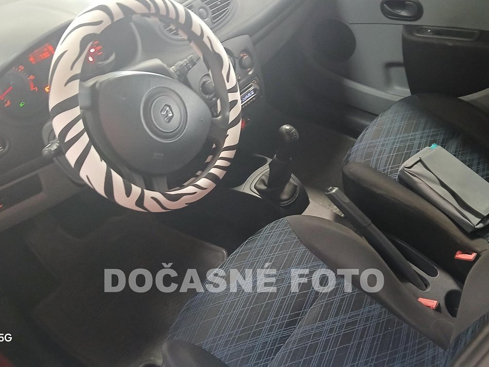 Renault Clio 1.2i 