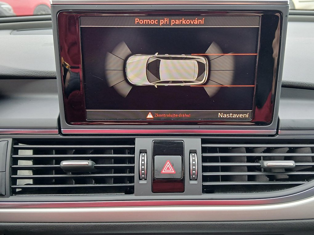 Audi A6 2.0TDi S-line