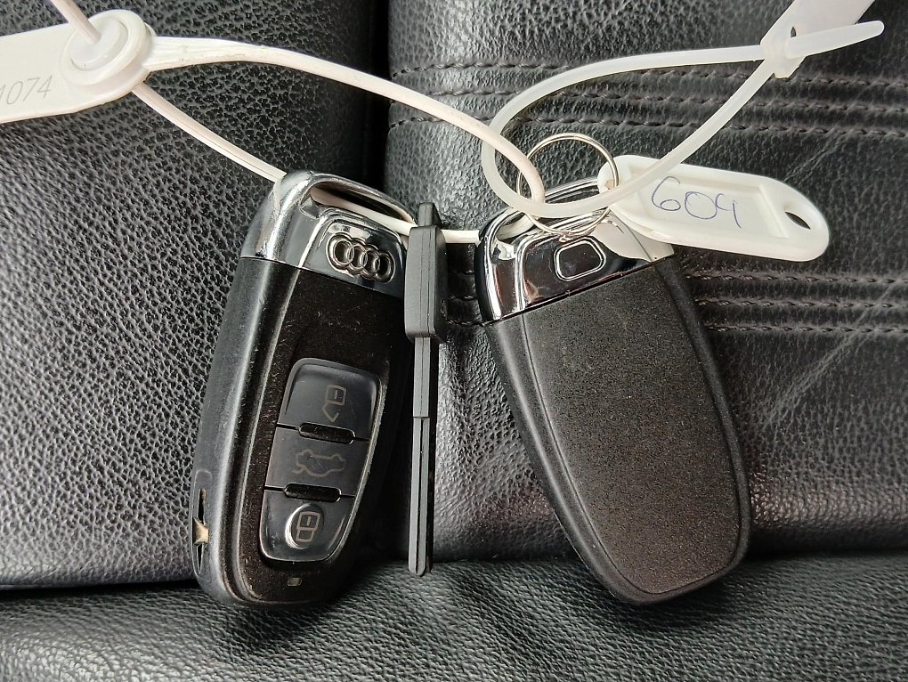 Audi A6 2.0TDi S-line