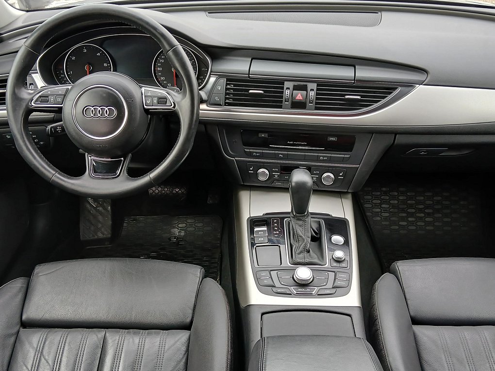 Audi A6 2.0TDi S-line