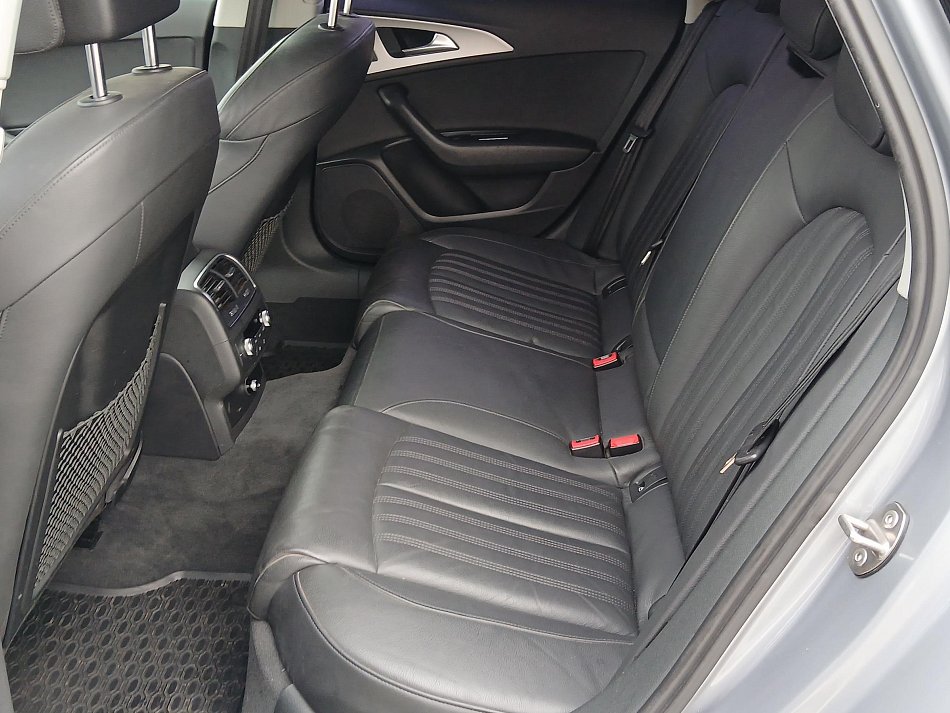 Audi A6 2.0TDi S-line