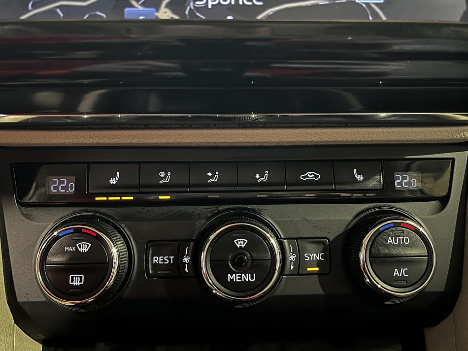 Škoda Superb III 2.0 TDI Style