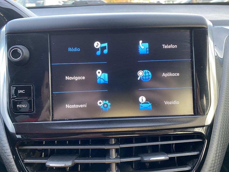 Peugeot 2008 1.2PT Signature