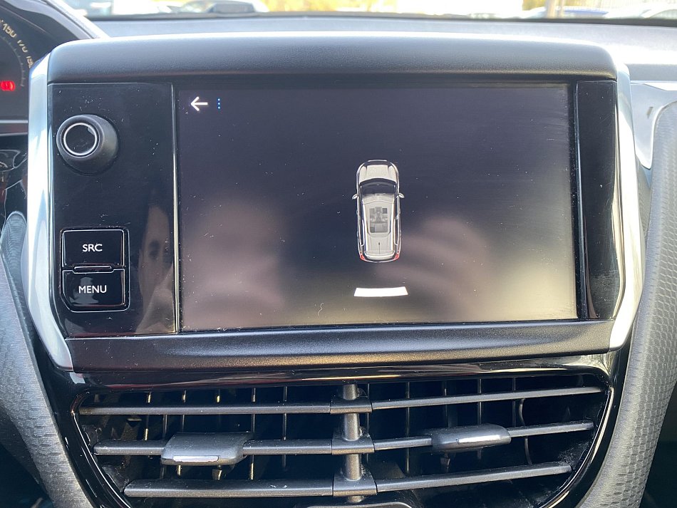 Peugeot 2008 1.2PT Signature