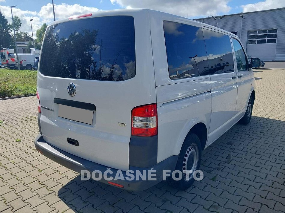 Volkswagen Transporter 2.0TDi  9míst