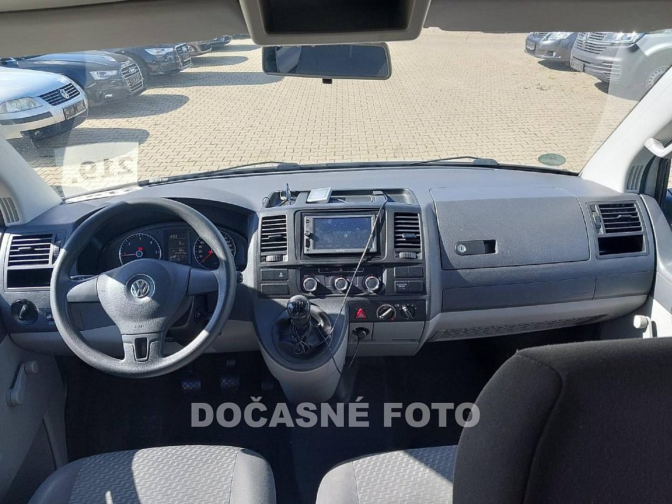 Volkswagen Transporter 2.0TDi  9míst