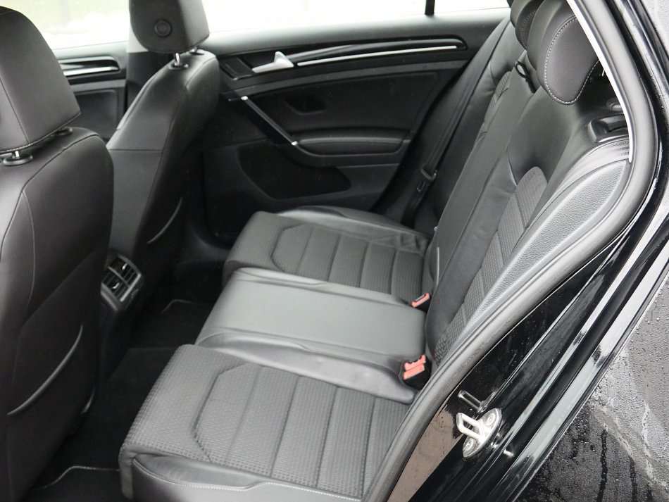 Volkswagen Golf 2.0TDi 