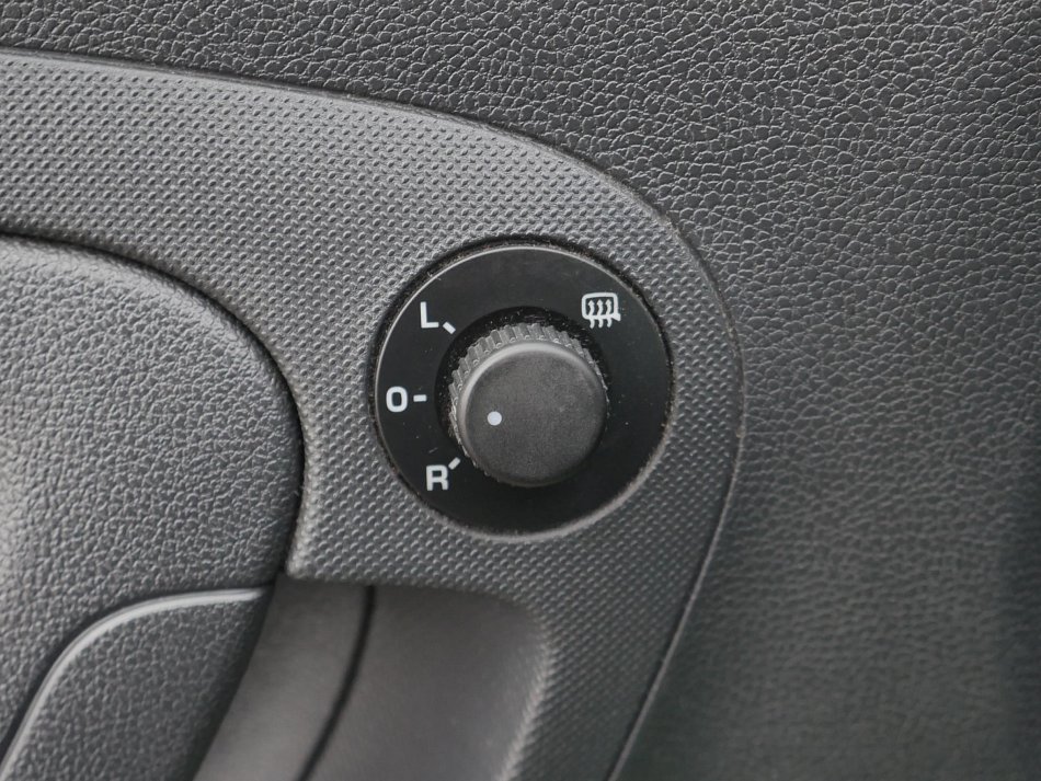 Škoda Fabia II 1.2 TSI Ambiente