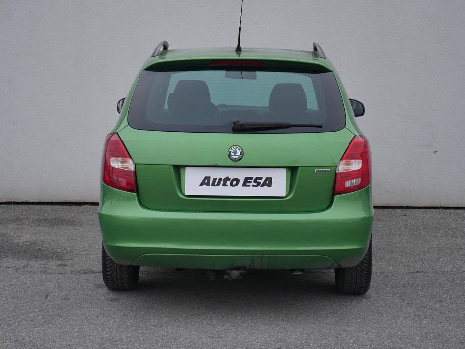 Škoda Fabia II 1.2 TSI Ambiente