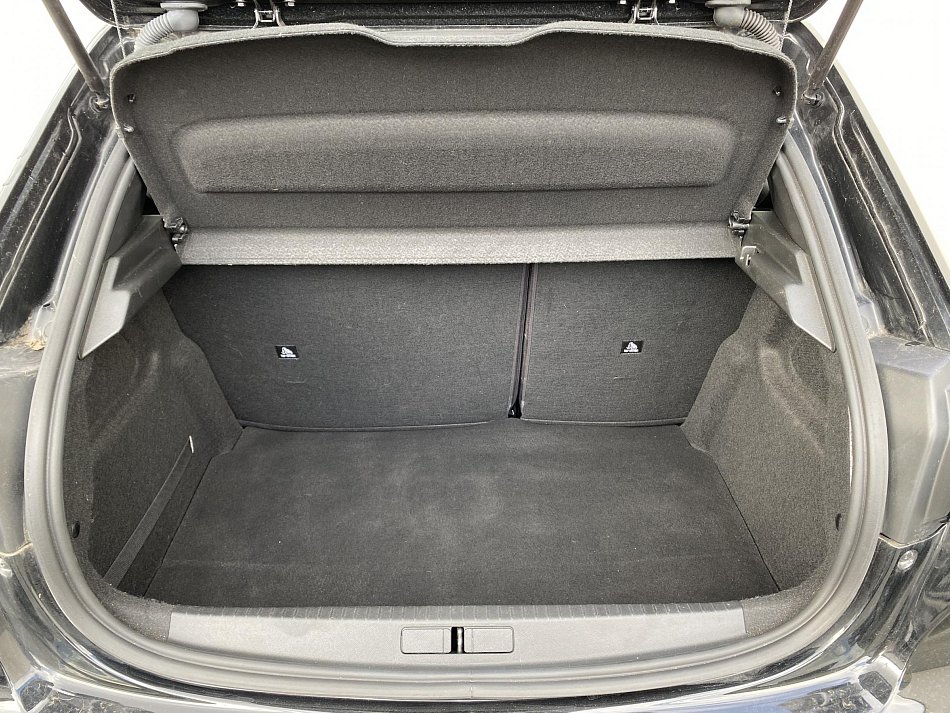 Peugeot 208 1.2PT Style