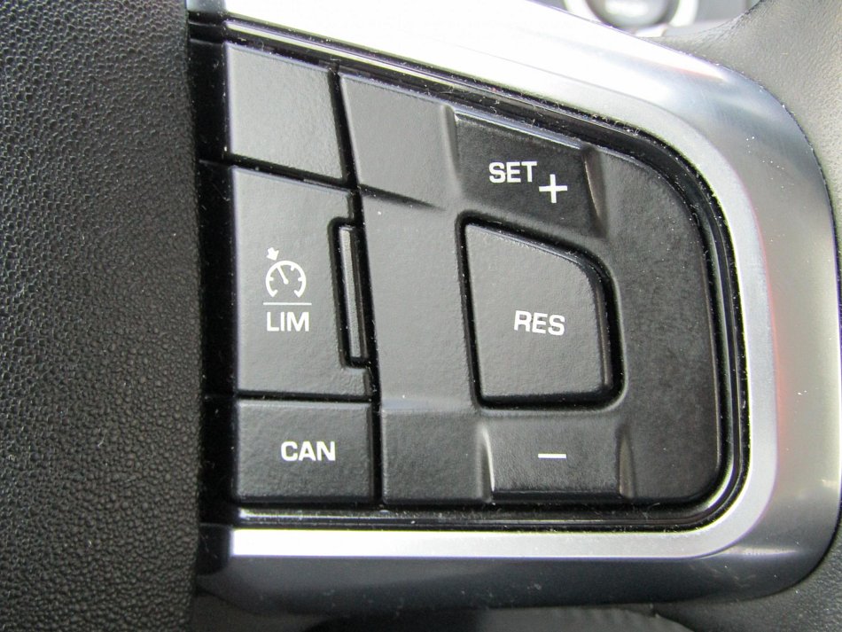 Land Rover Discovery Sport 2.0 TD4  4x4