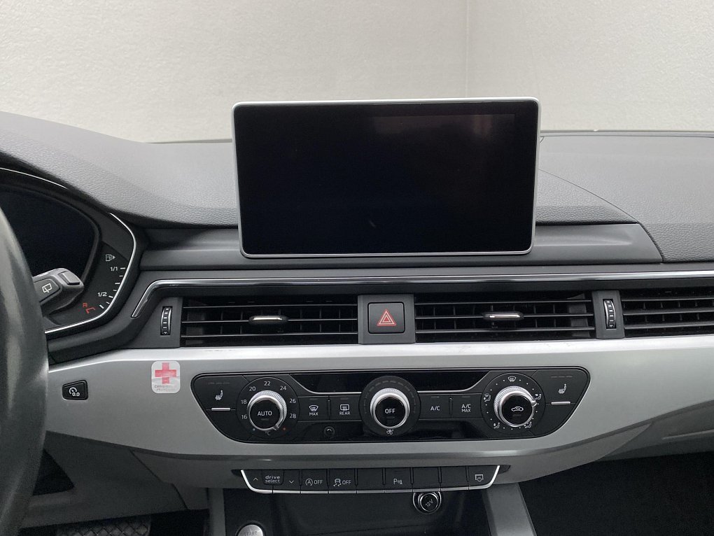 Audi A4 2.0 TDi 