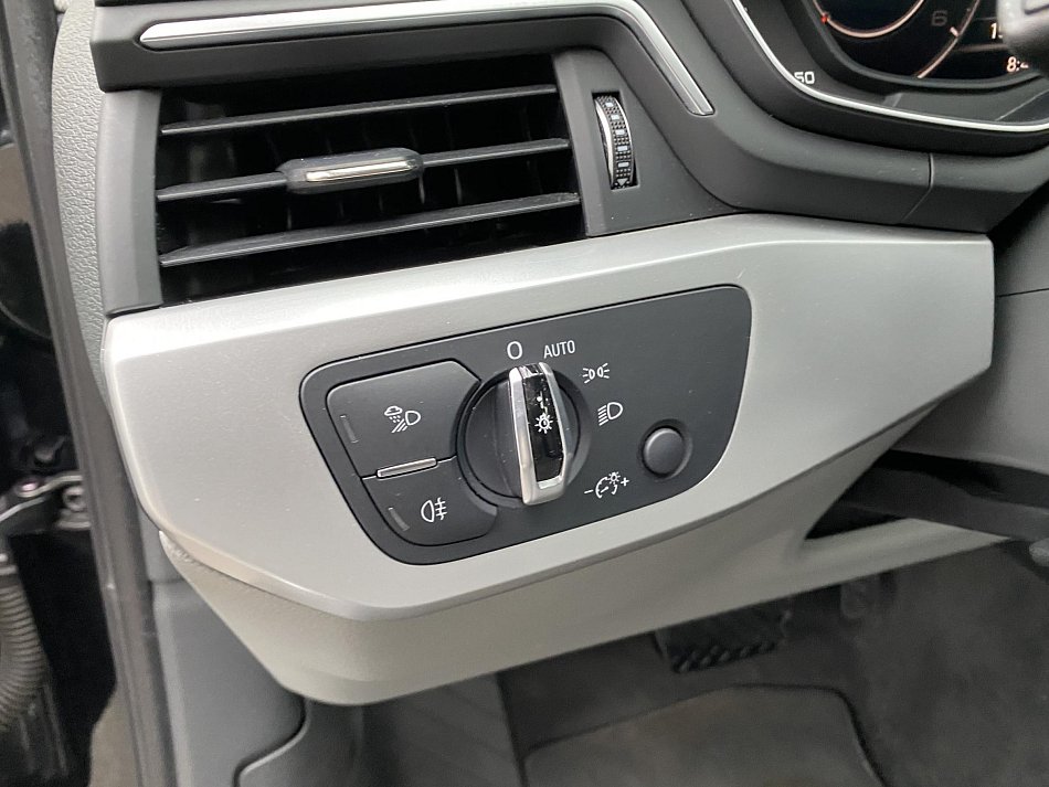 Audi A4 2.0 TDi 