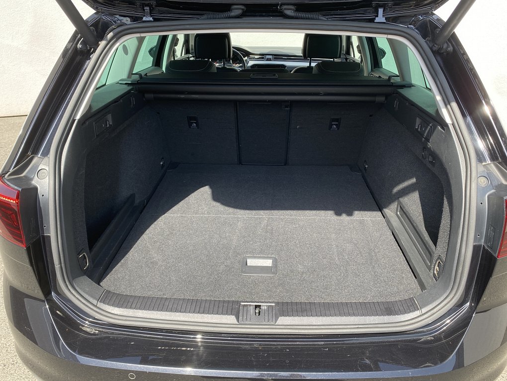 Volkswagen Passat 2.0 TDi Elegance