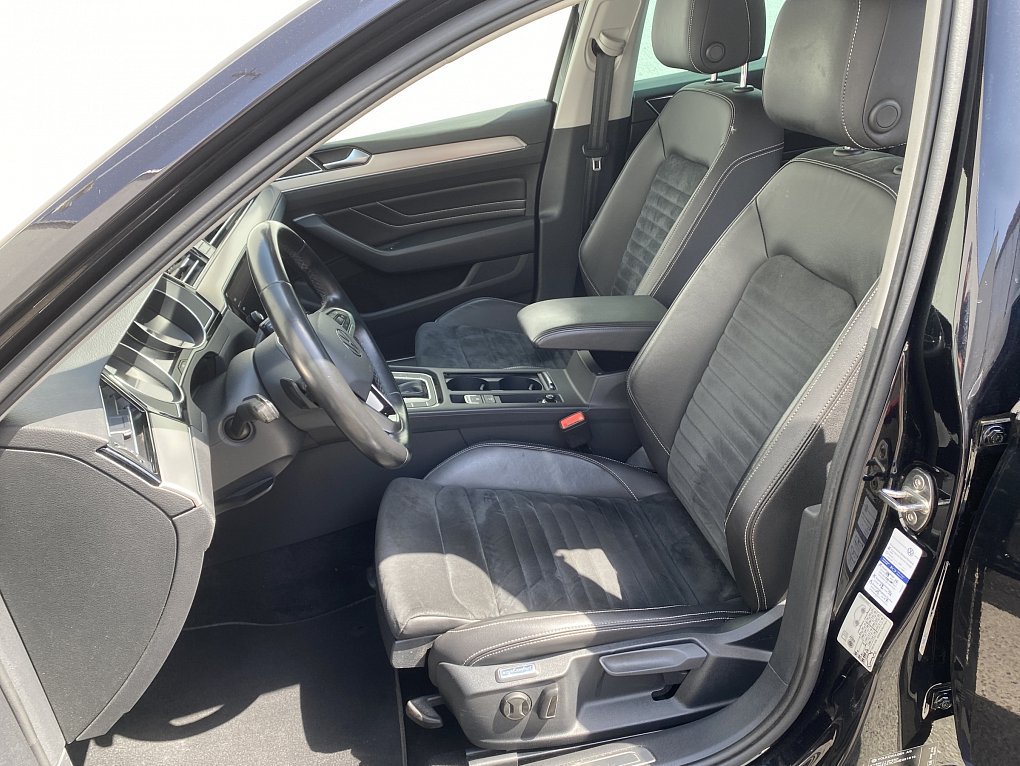Volkswagen Passat 2.0 TDi Elegance