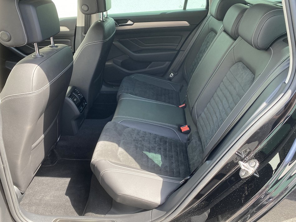 Volkswagen Passat 2.0 TDi Elegance