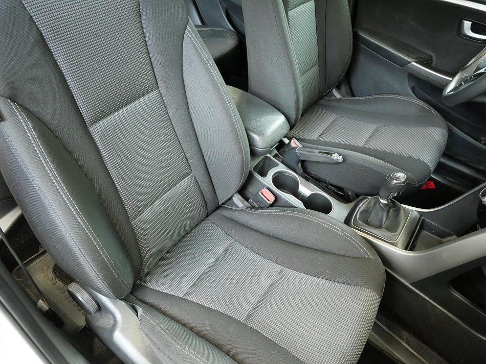 Hyundai I30 1.4i 