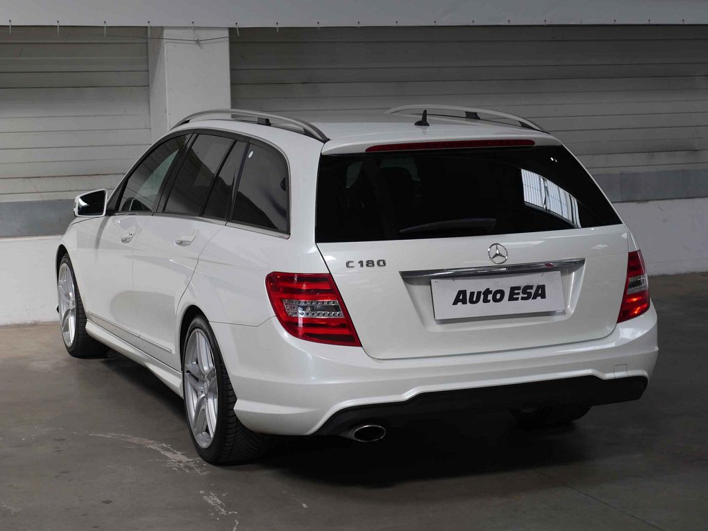 Mercedes-Benz Třída C 1.6  C180