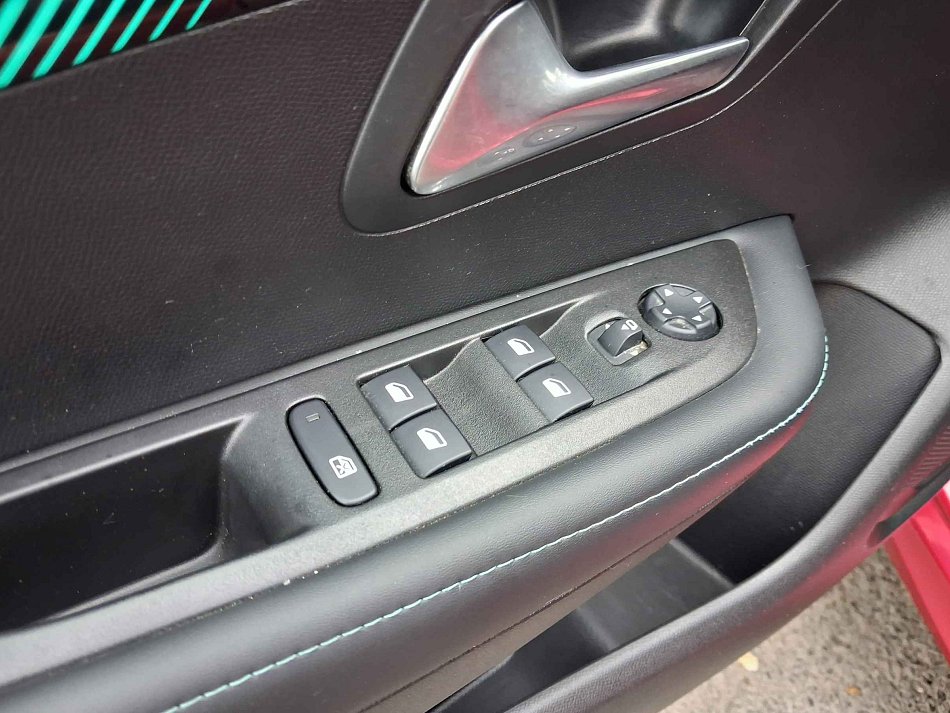 Peugeot 208 1.2PT Allure