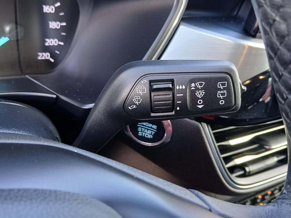 Ford Kuga 1.5EB 