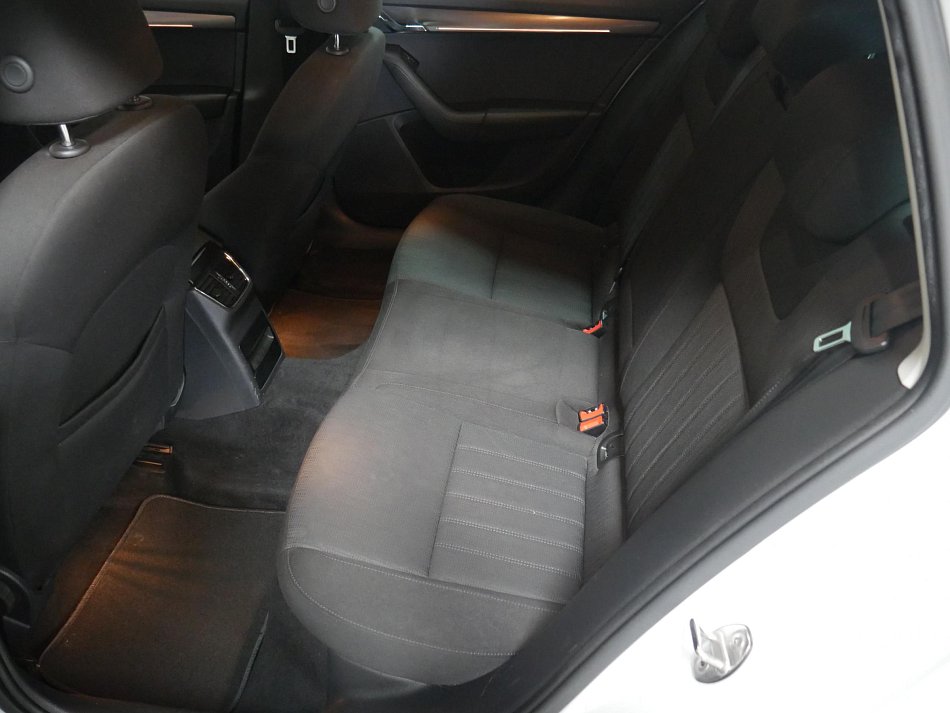 Škoda Octavia III 2.0TDi 
