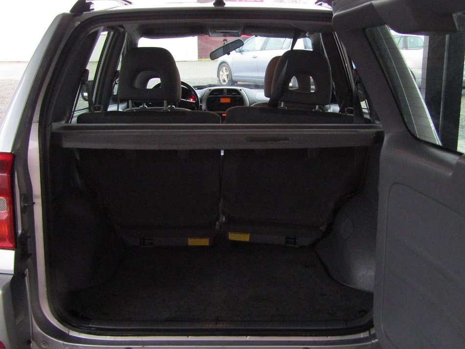 Toyota RAV4 2.0D4  4x4