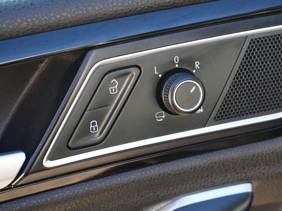 Volkswagen Sportsvan 2.0TDi 