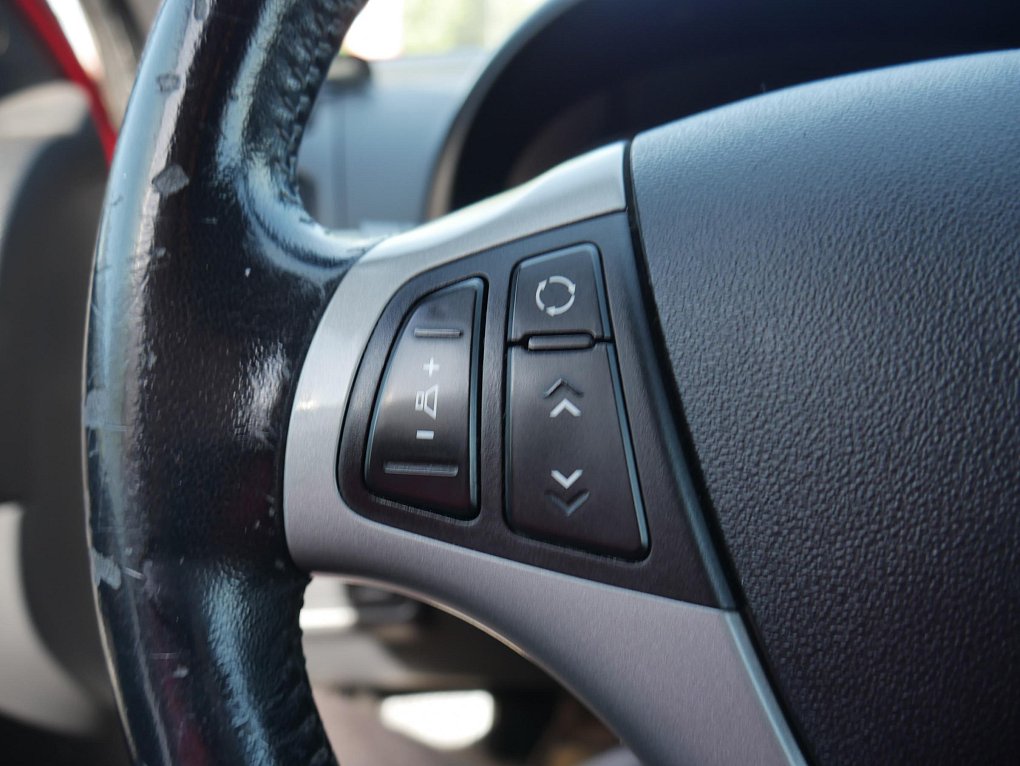 Hyundai I30 1.4 i 