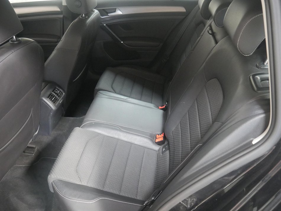 Volkswagen Golf 1.6 TDI 