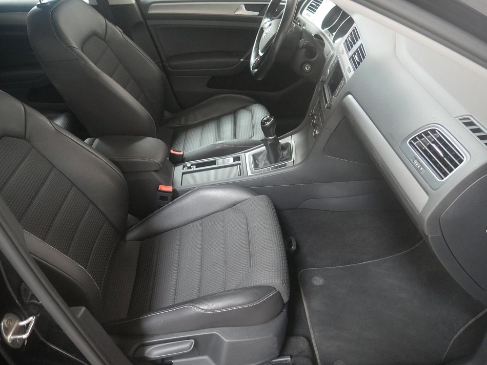 Volkswagen Golf 1.6 TDI 