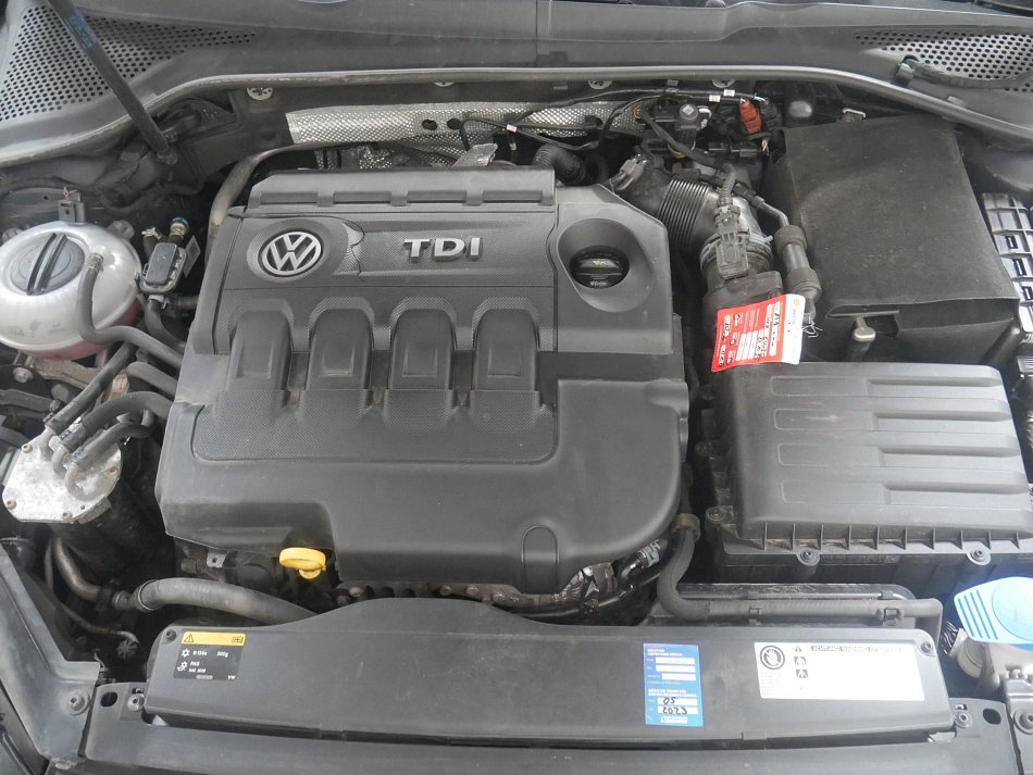 Volkswagen Golf 1.6 TDI 
