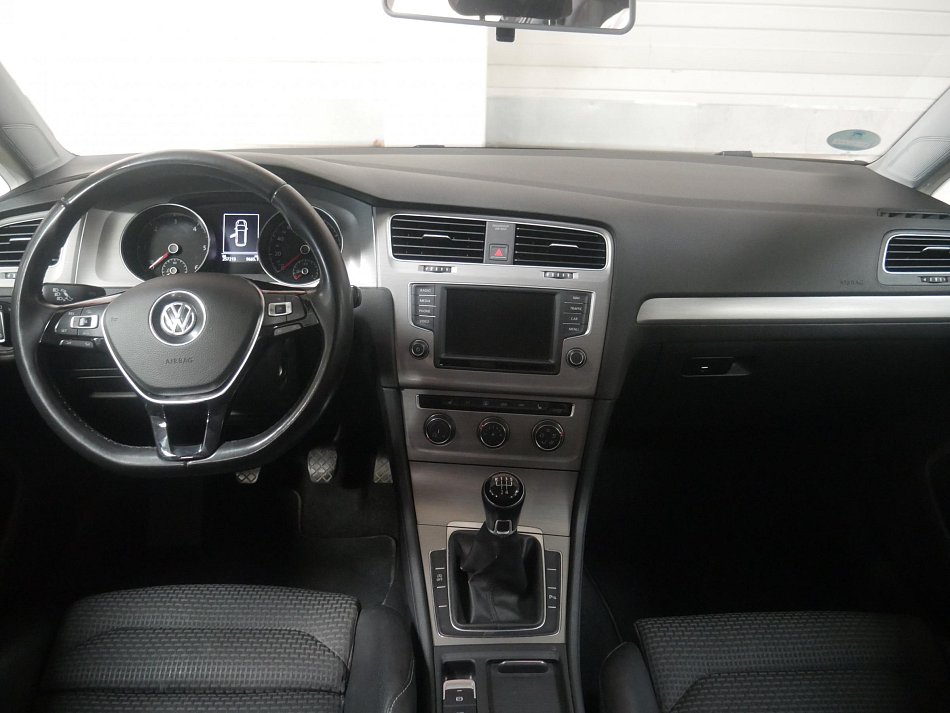 Volkswagen Golf 1.6 TDI 