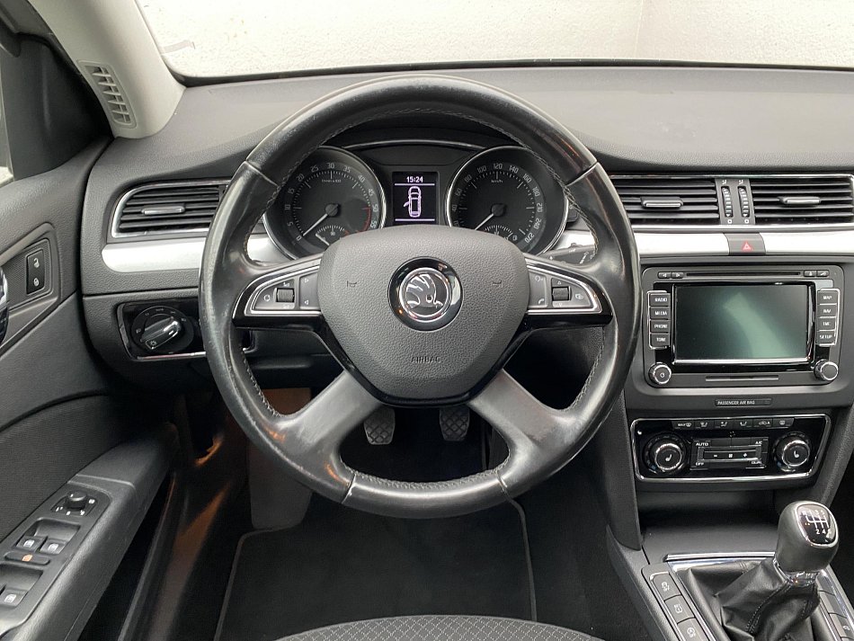 Škoda Superb II 2.0 D Ambiente