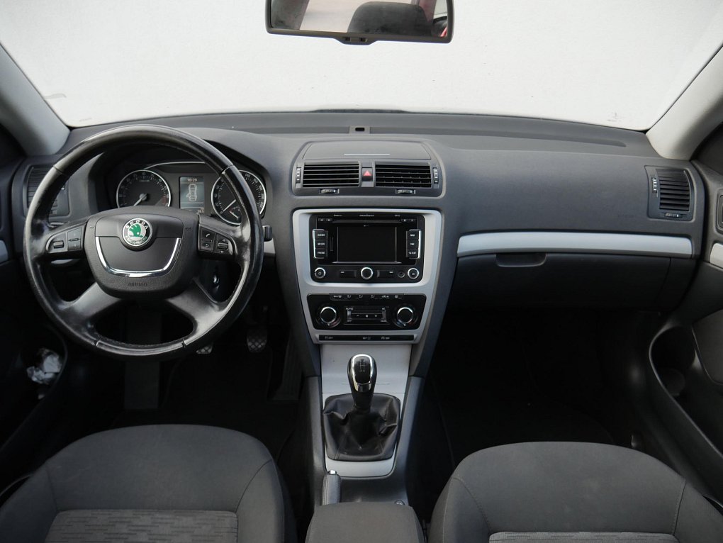 Škoda Octavia II 1.6 TDi Ambition
