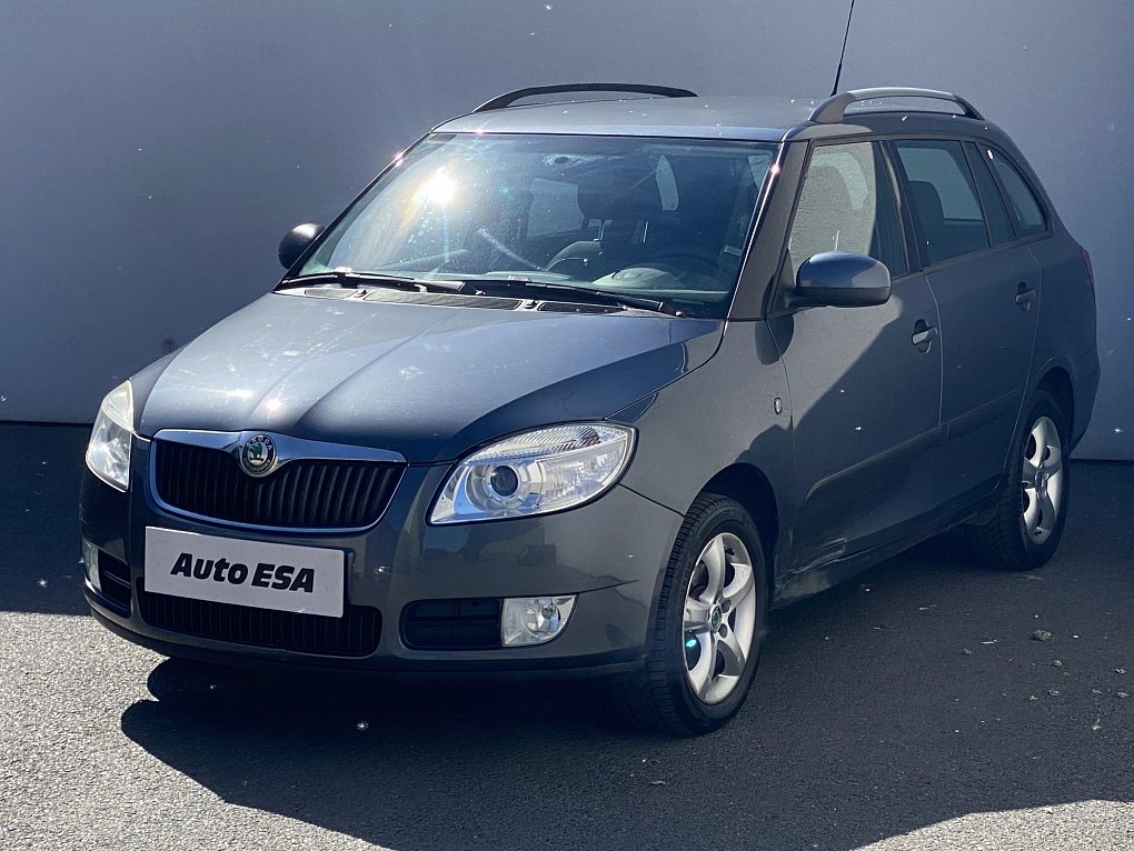Škoda Fabia II 1.6 16V Ambiente