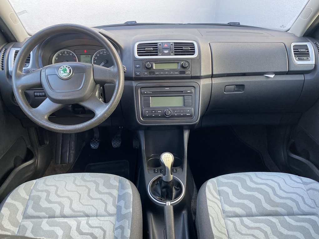 Škoda Fabia II 1.6 16V Ambiente